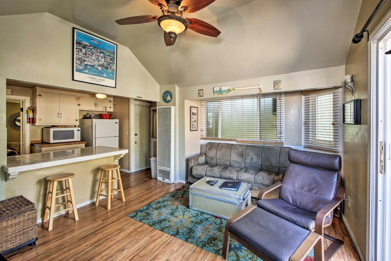Villa Tropical Island Escape With Deck, Walk To Avalon Bay Extérieur photo